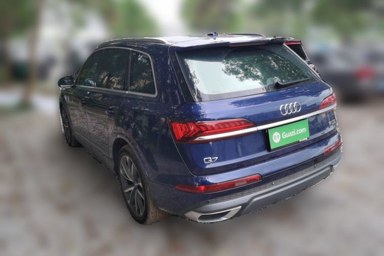 Used Audi Q7 2020 55 TFSI quattro S line sports model