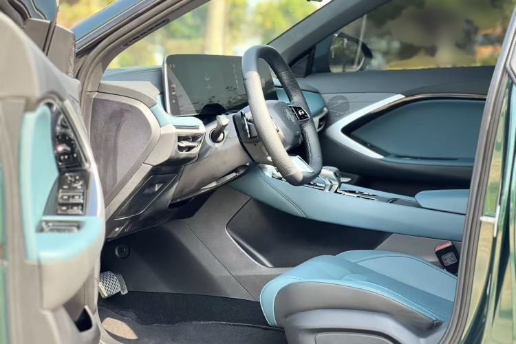 Used MG 7 2025 1.5T 300 DCT Luxury Edition
