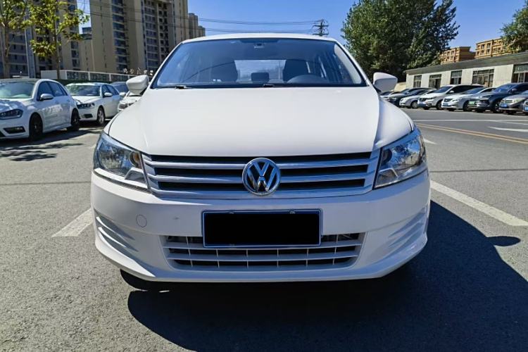 Used Volkswagen Santana 2015 1.6L Manual Fashion Edition
