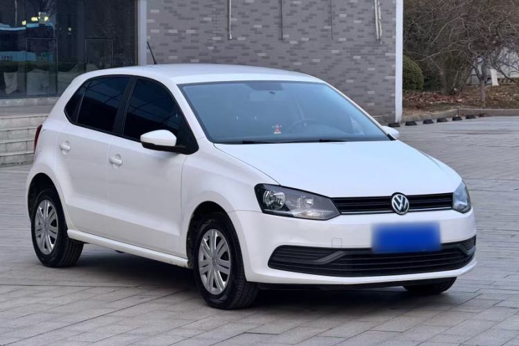 Used Volkswagen Polo 2016 1.4L Manual Fashion Model
