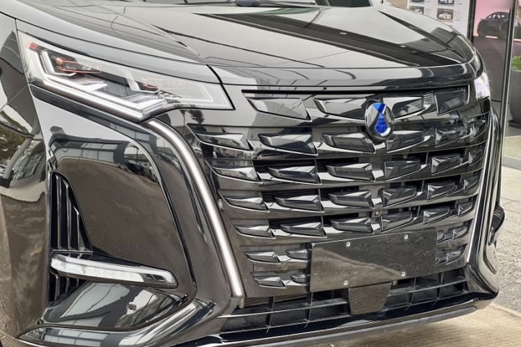 Used Denza D9 2024 DM-i 980 Four-Wheel Drive Prestige Model