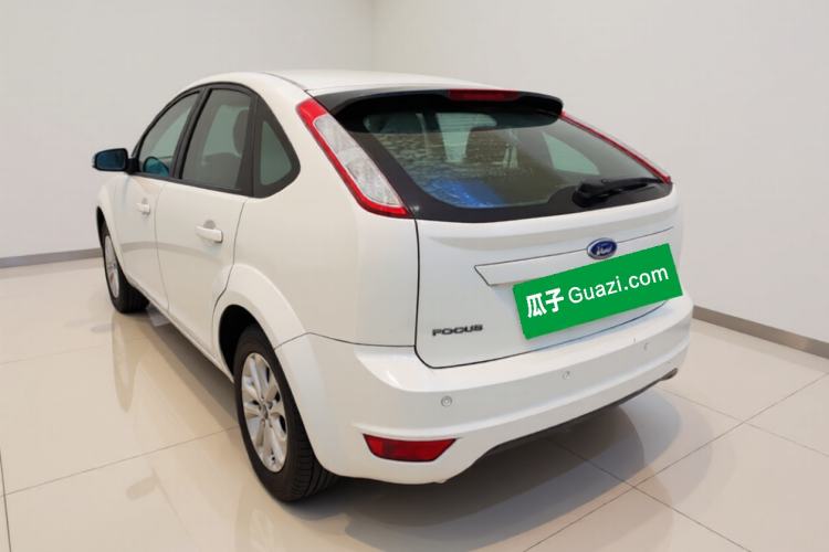 Used Ford Focus 2013 Hatchback Classic 1.8L Automatic Base Model Exterior 3