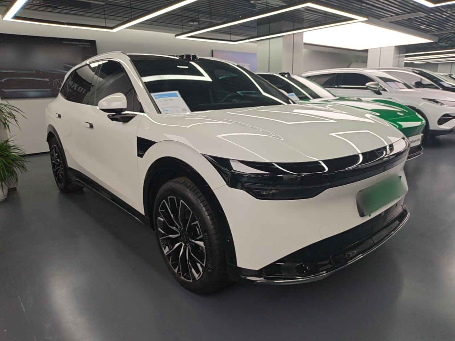 Zeekr 7X 2025 75 kWh Rear-Wheel Drive Intelligent Driving Version — снимка 3