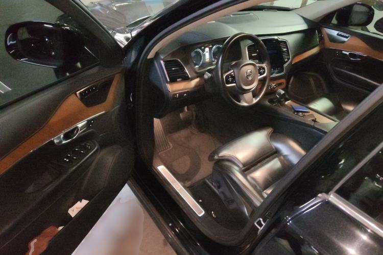 Used Volvo XC90 2019 T6 Luxury Edition 7-seater China V Standard
