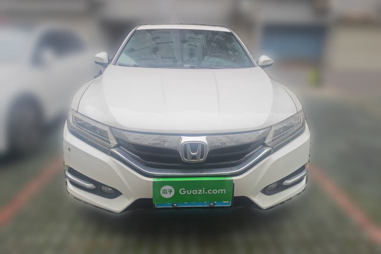 Used Honda Spirior 2015 2.0L Prestige Edition
