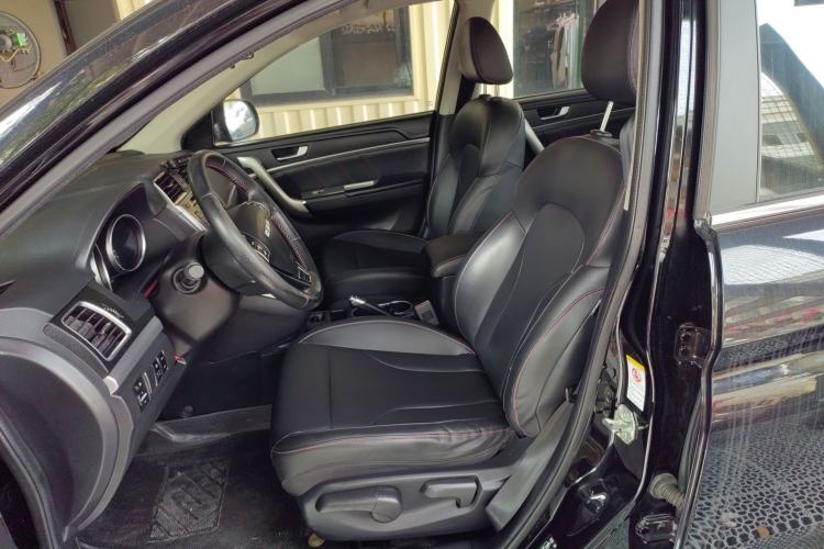 Used Haval M6 2018 Revised Version 1.5T DCT Two-Wheel Drive Elite Edition