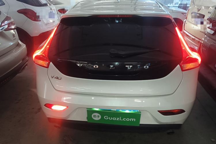 Used Volvo V40 2015 1.6T Zhiyi Edition Rear