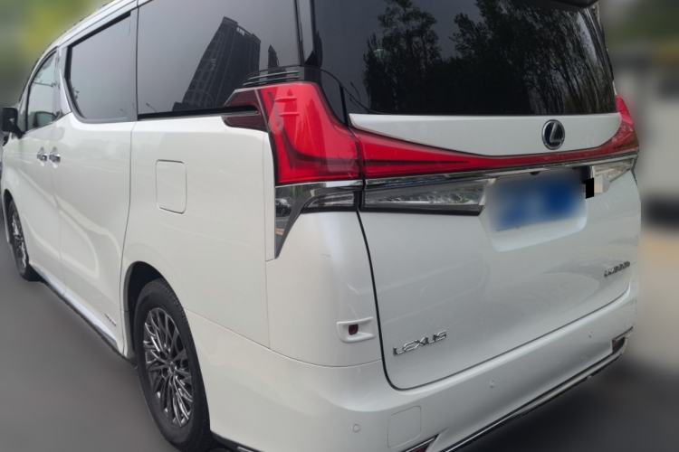 Used Lexus LM 2020 300h Seven-Seat Elegant Edition
