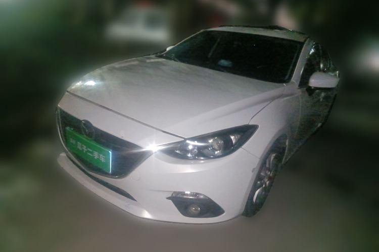 Used Mazda 3 Axela 2016 Sedan 1.5L Automatic Comfort Model