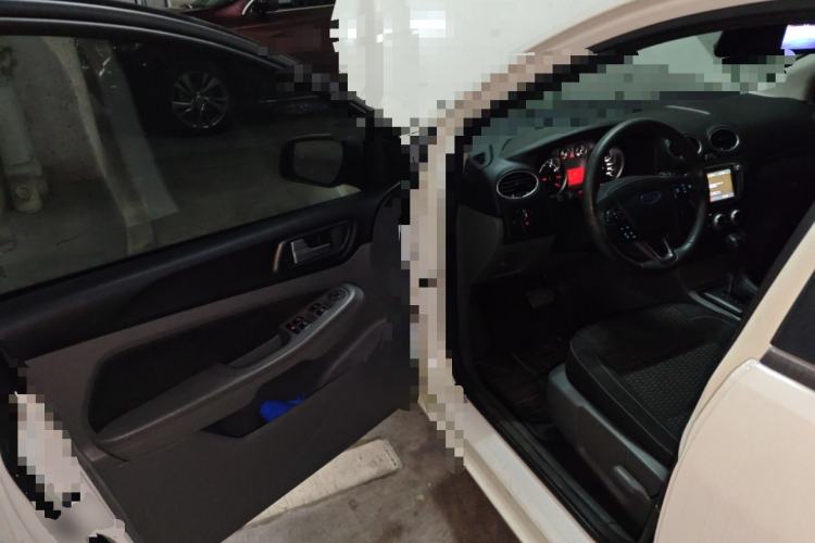 Used Ford Focus 2013 Hatchback Classic 1.8L Automatic Base Model
