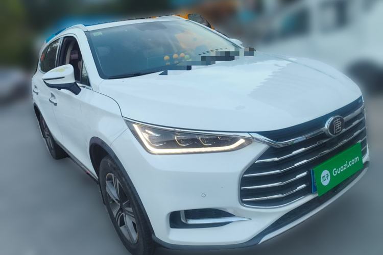 Used BYD Tang 2018 2.0T Automatic SmartConnect Luxury 7-Seater China V Emission Standard Front Right 45 Deg