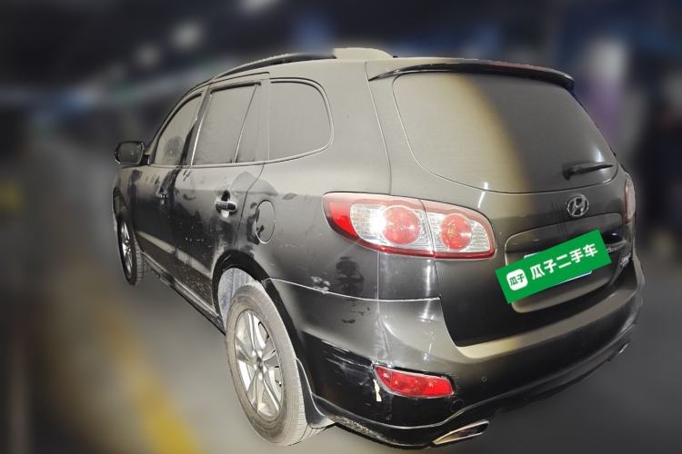 Used Hyundai Santa Fe Classic 2010 2.4 Luxury Edition 7-Seater Four-Wheel Drive