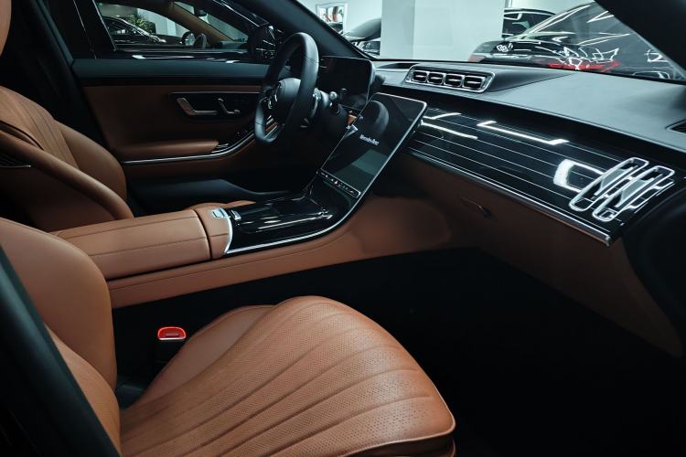 Used Mercedes-Benz S-Class 2022 Refresh S 450 L 4MATIC Interior 1