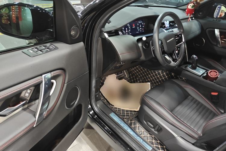 Used Land Rover Discovery Sport 2022 249 PS Metropolitan Edition 5 Seats Driver Seat