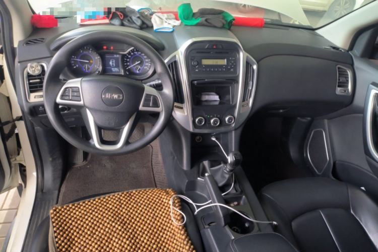 Used JMC Yuhu 5 2019 2.0T Diesel Manual 4x4 Advanced China VI Standard