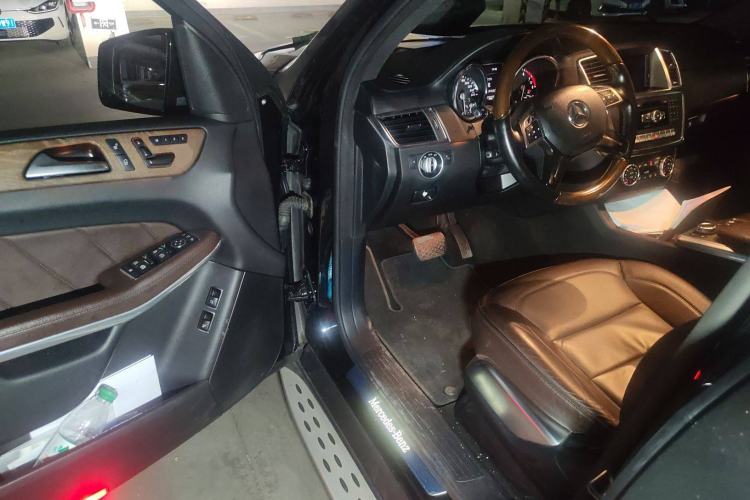 Used Mercedes-Benz GL-Class 2013 GL 500 4MATIC Driver Seat