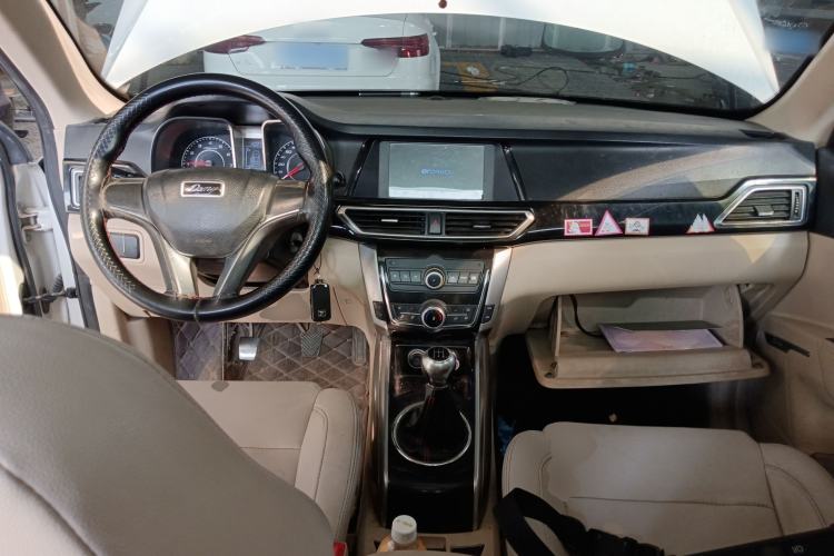 Used Zotye Domy X5 2017 Value Edition 1.6L Manual Fashion Model