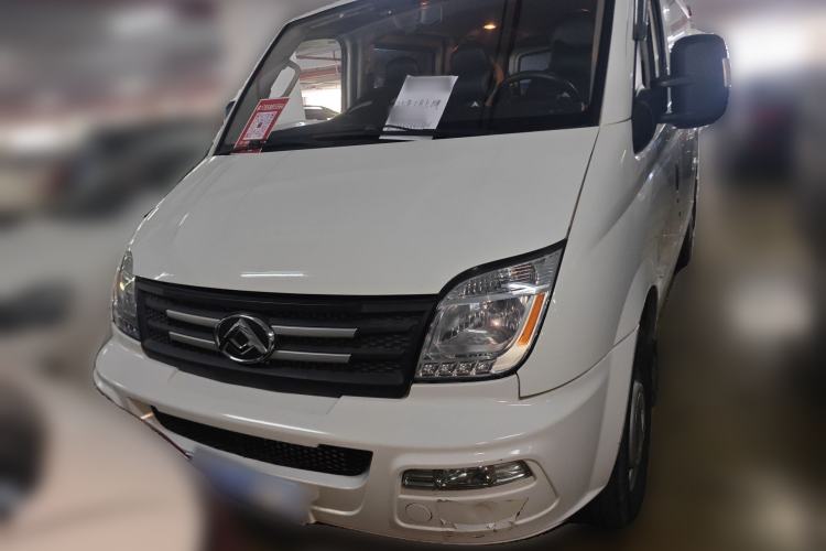 Used SAIC MAXUS Xintu V80  Front