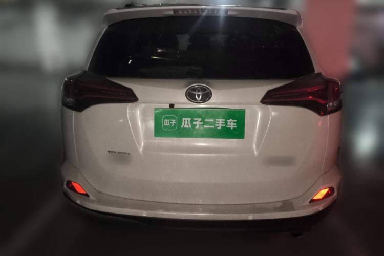 Used Toyota RAV4 2019 2.0L CVT Two-Wheel Drive Pioneer Edition China VI Standard