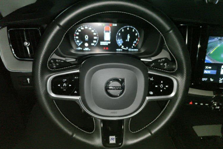 Used Volvo XC60 2020 T5 4x4 Smart Luxury Edition