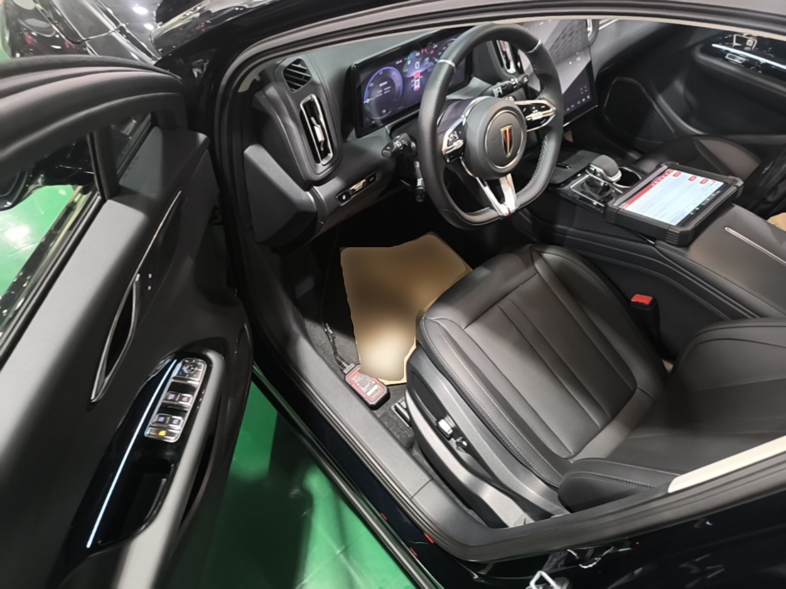 Hongqi HS3 PHEV 2024 PHEV 115km Jingwei Edition — снимка 18