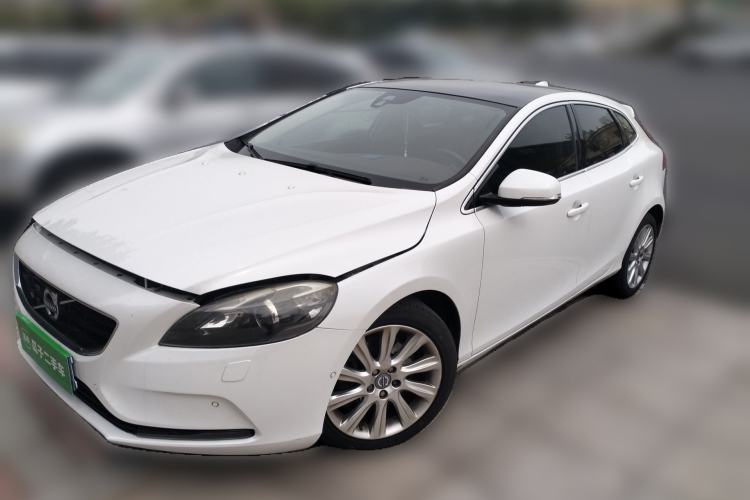 Used Volvo V40 2014 2.0T Zhiya Edition