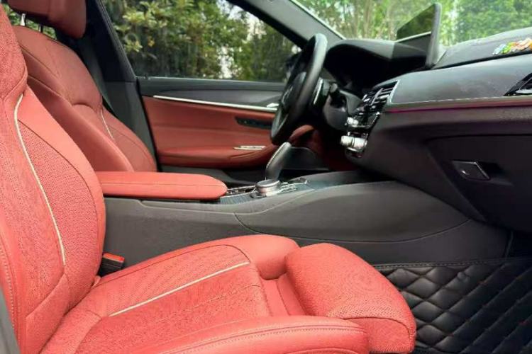 Used BMW 5 Series 2022 Revised Version 3 530Li Luxury Edition M Sport Package Interior 9