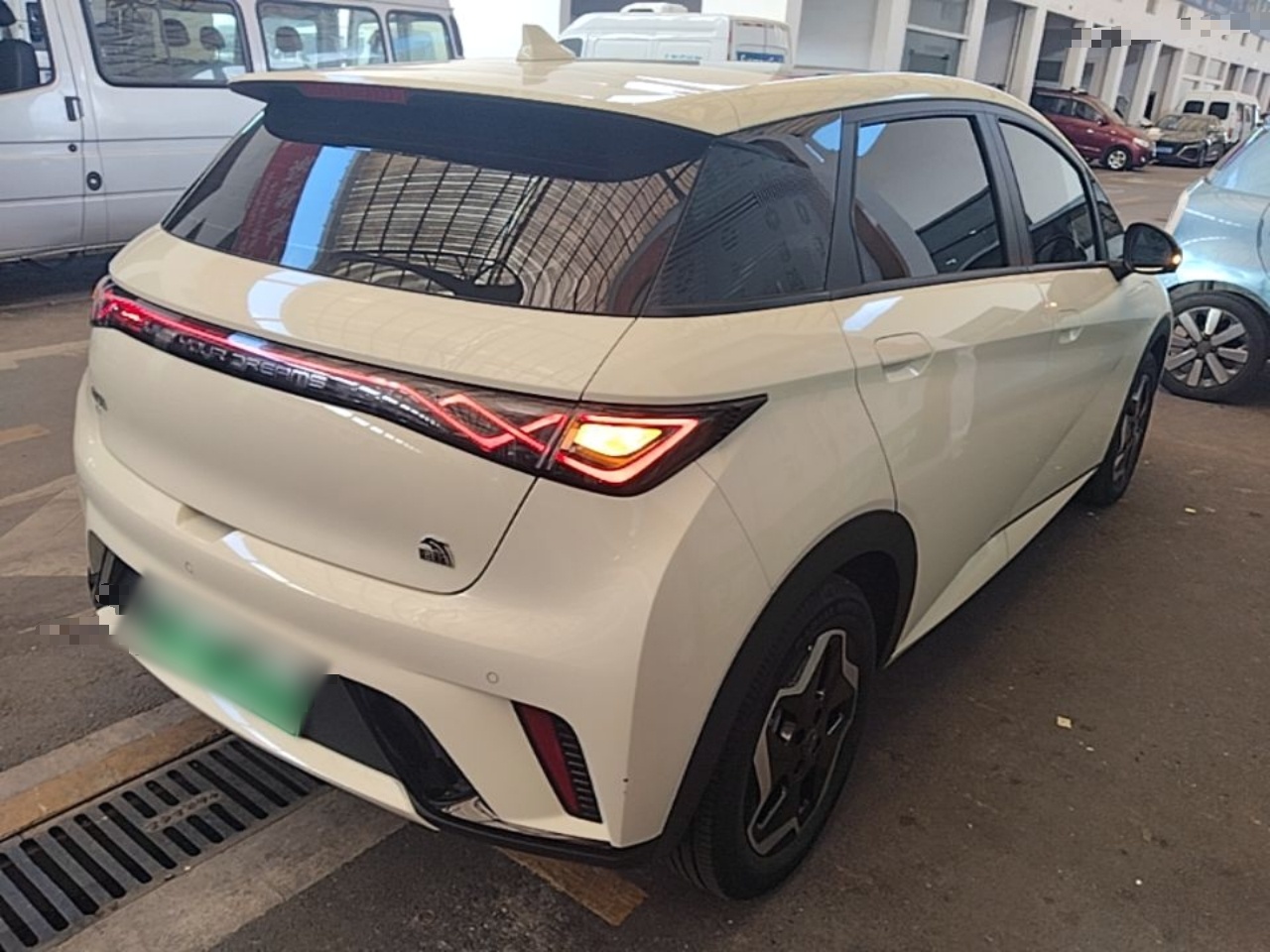BYD Dolphin 2021 405 km Fashion Edition — снимка 6