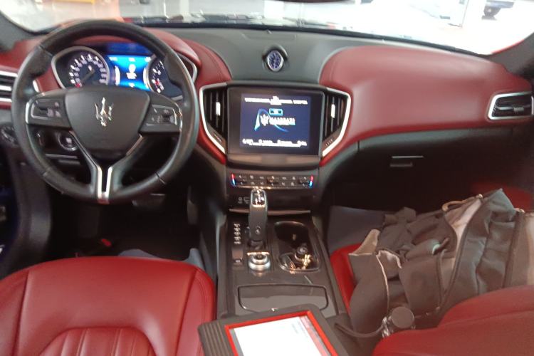 Used Maserati Ghibli 2019 3.0T Luxury Edition China VI Standard