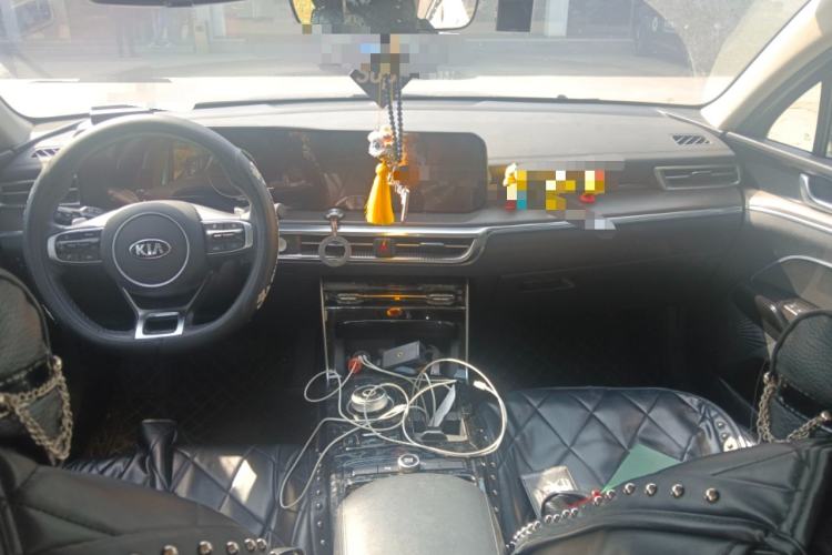 Used Kia K5 2020 270T CVVD Luxury Tech Edition Center Console