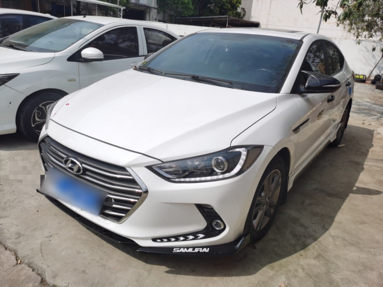 Parte inferior delantera