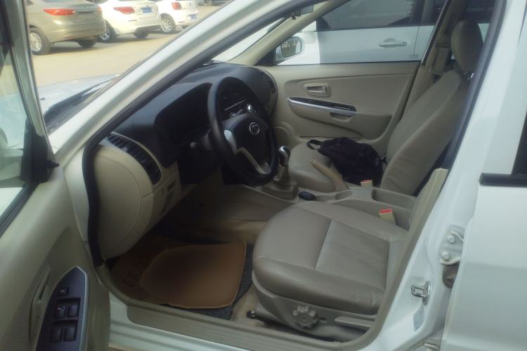 Used Soueast V3 Lingyue 2014 1.5L Manual Happiness Edition Driver Seat