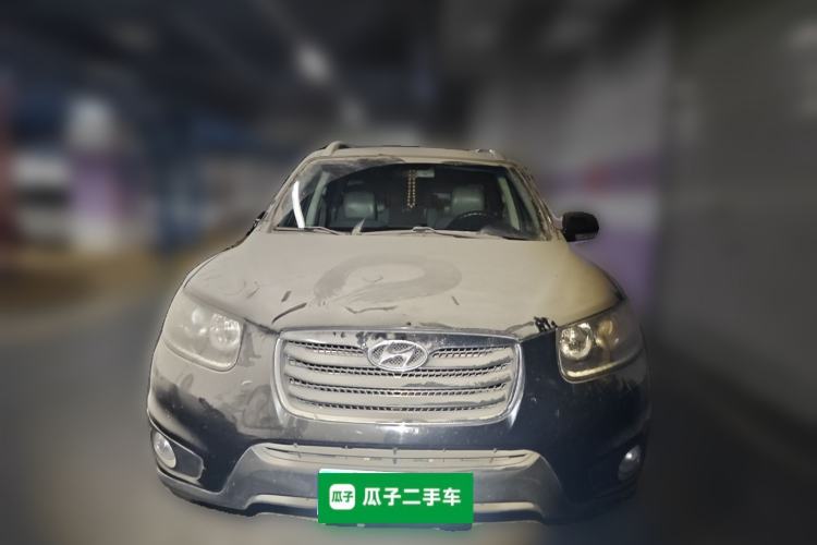 Used Hyundai Santa Fe Classic 2010 2.4 Luxury Edition 7-Seater Four-Wheel Drive