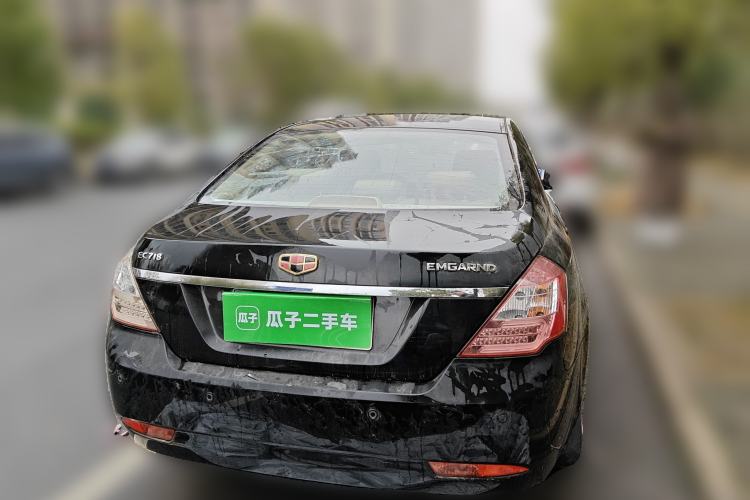 Used Geely Auto Classic Emgrand 2013 Sedan 1.8L Manual Luxury Model