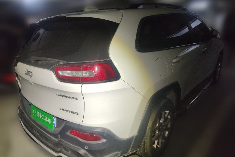 Used Jeep Cherokee 2017 2.4L Leading Smart Edition