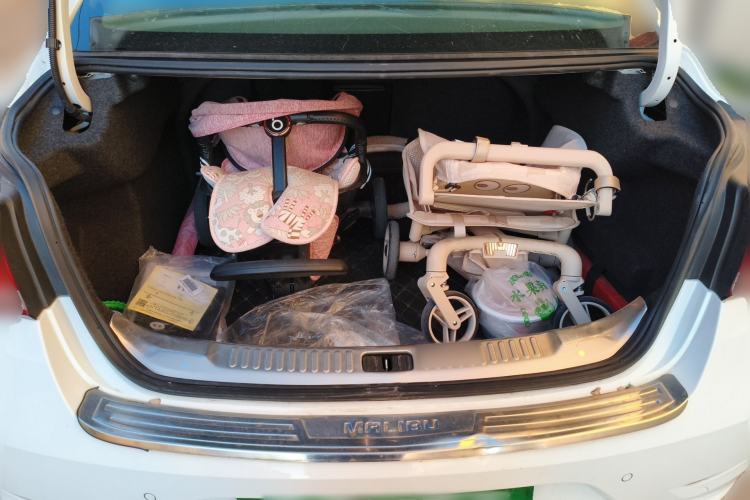 Used Chevrolet Malibu 2016 2.0L Automatic Luxury Edition Trunk