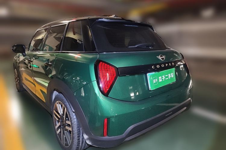 Used MINI 2025 1.5T COOPER Classic Edition Five-Door Version Rear Left 45 Deg