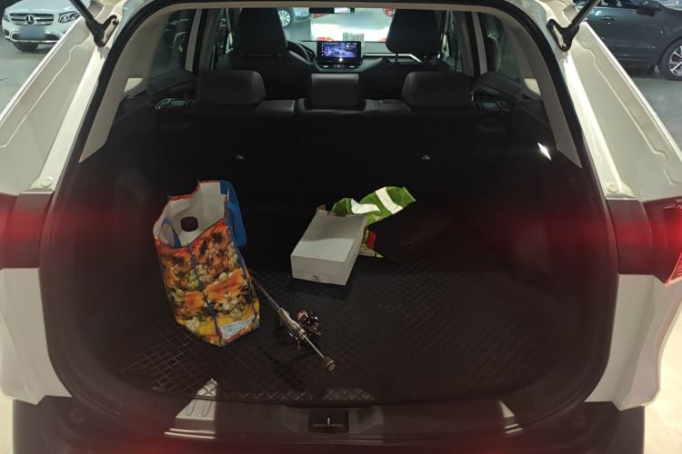 Used Toyota RAV4 2023 2.0L CVT Two-Wheel Drive Fashion Plus Edition
