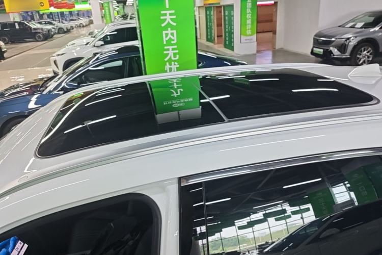 Used Geely Galaxy L7 2023 1.5T 115 km PLUS Roof