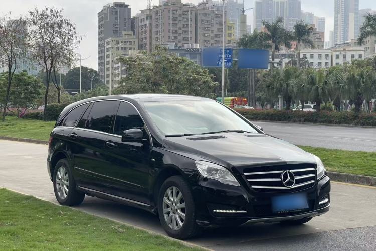 Used Mercedes-Benz R-Class 2017 R 320 4MATIC Business Edition Prestige Model
