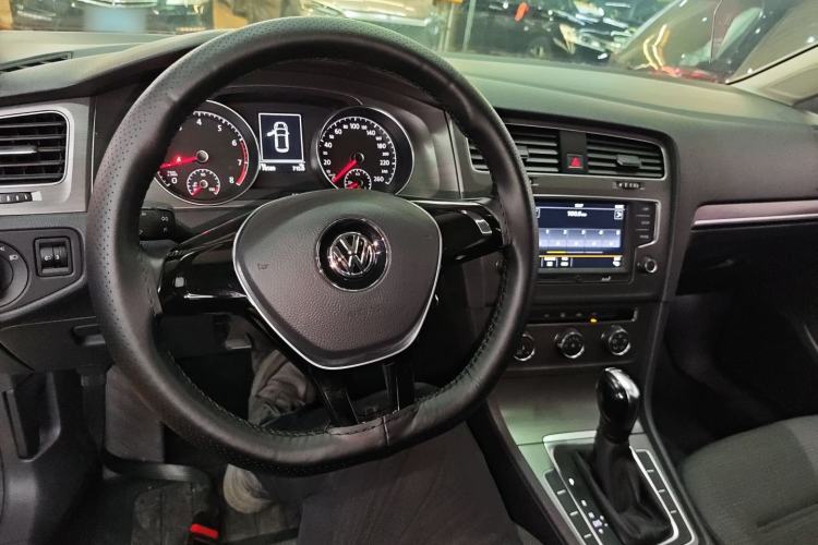 Used Volkswagen Golf 2016 230TSI Automatic Comfort Version