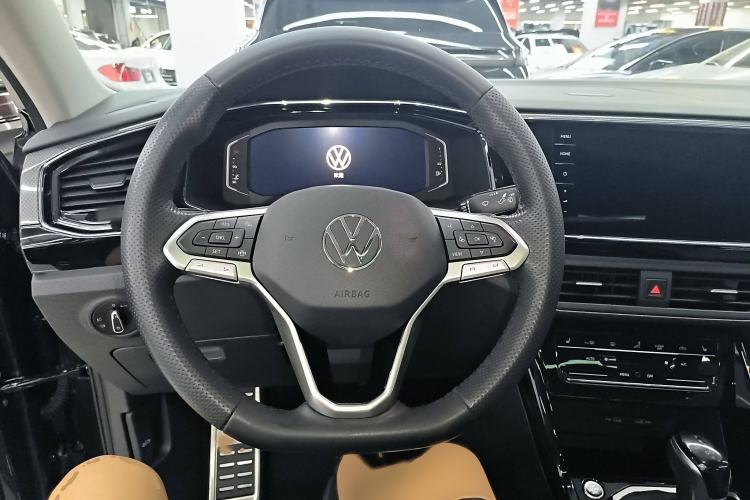 Used Volkswagen Tayron X 2020 330TSI Two-Wheel Drive Luxury Smart Connectivity Version