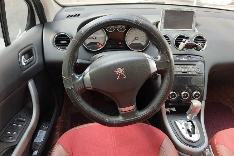 Used Peugeot 408 2013 2.0L Automatic Comfort Edition
