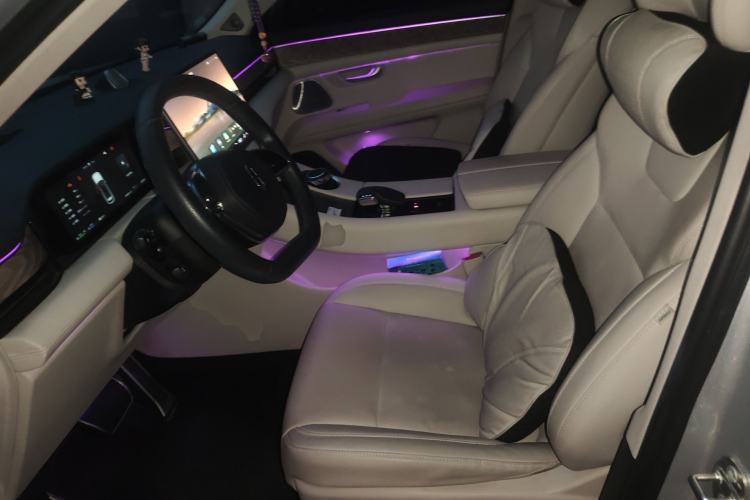 Used Hima AITO M5 2022 Extended-Range Four-Wheel Drive Performance Version Left Front Seat