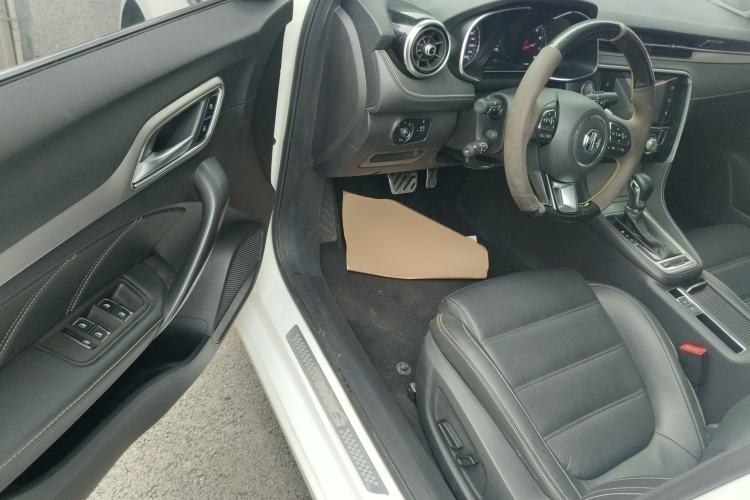 Used MG 6 2017 20T Automatic Luxury Smart Connect Version China V Standard Driver Seat