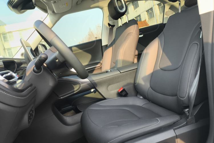 Used smart #1 2024 Dynamic Long-Range Edition Left Front Seat