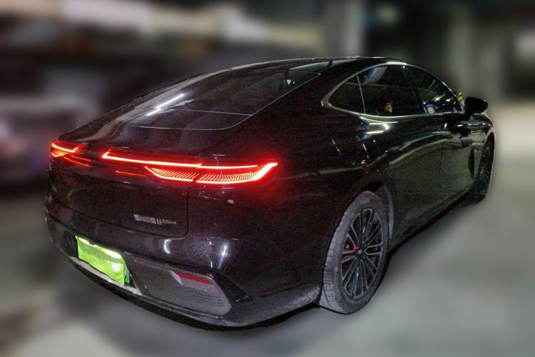 Used Geely Galaxy Galaxy 8 2025 130km EM-i Deluxe Edition
