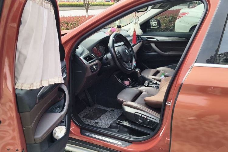 Used BMW X1 2019 sDrive18Li Premium Edition Driver Seat