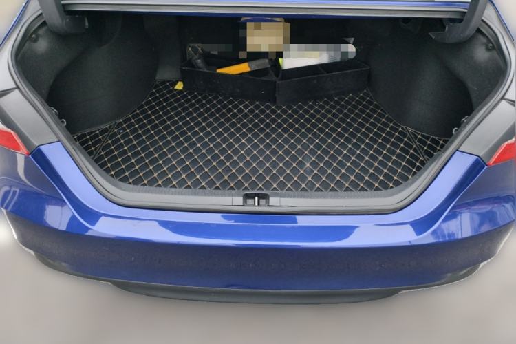 Used Toyota Camry 2018 Dual-Engine 2.5HQ Flagship Edition Trunk