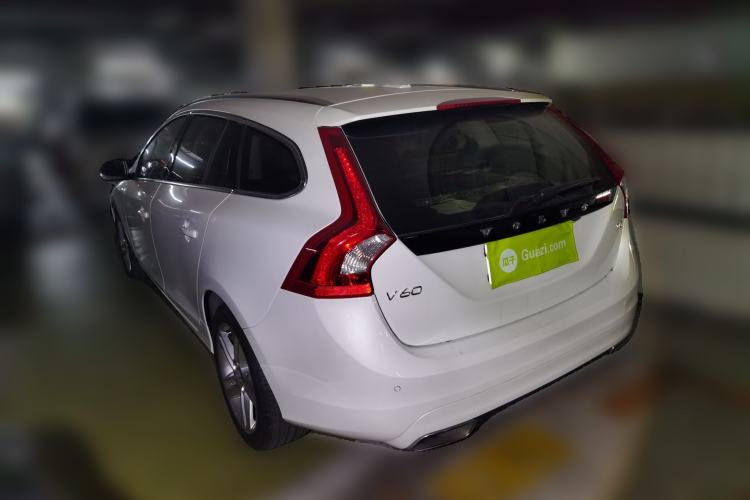 Used Volvo V60 2015 T5 Zhiya Edition Rear Left 45 Deg